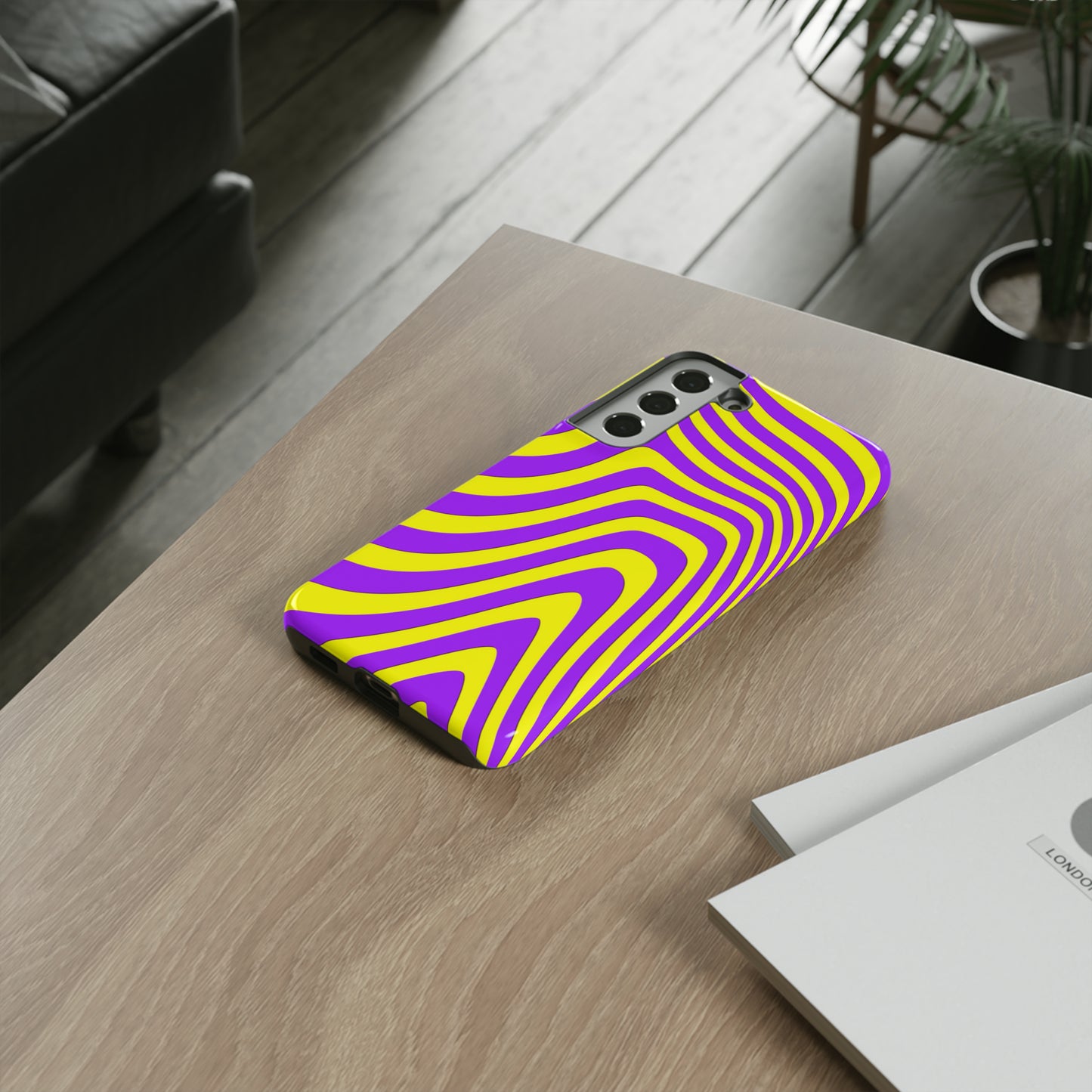 Retro wavy - yellow and purple - Tough Cases