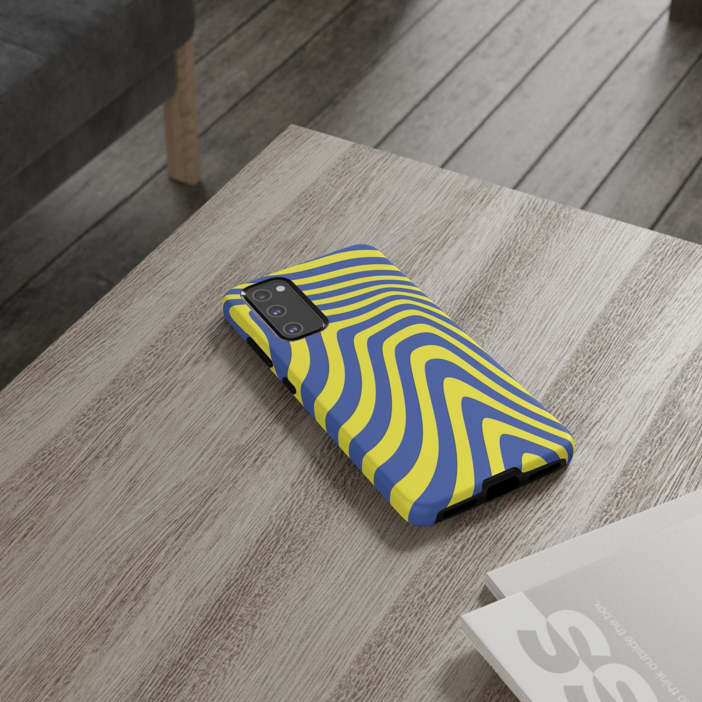 Retro wavy - yellow and blue - Tough Cases