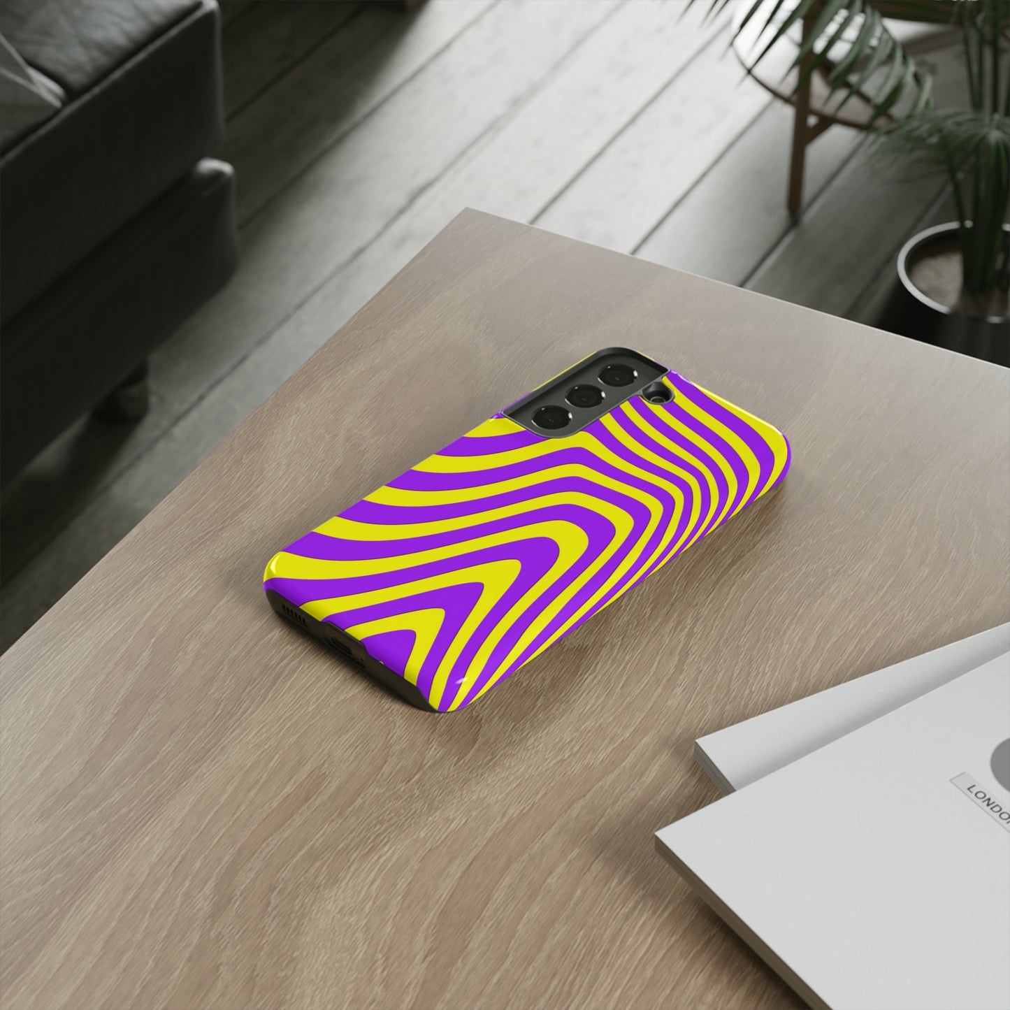 Retro wavy - yellow and purple - Tough Cases